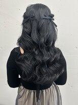 シーク 天神(SEEK)&nbsp;松尾菫菜/ハーフツイン/ヘアセット/ヘアアレンジ/韓国ヘア