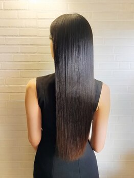 ミスグランディーヴィラス(Miss Grandee VILLAS)の写真/【髪質改善】イノアカラー×厳選トリートメントで極上のツヤ髪へ
