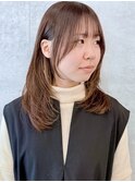 ミディアムレイヤーカットシャギーカットハッシュカットレイヤー