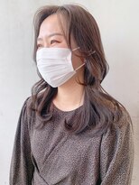 アイティーバイアルバム 下北沢店(IT by ALBUM)&nbsp;顔周り_アースカラーくびれヘアツートンカラー_ba378542