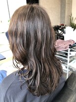 セラ(SERA)&nbsp;ミディアムパーマスタイル