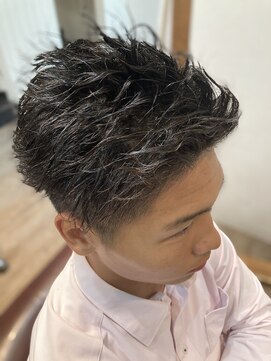 アティース(Atease) スパイキーショート