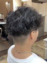 アルターリール(aL ter Rire)&nbsp;ハイライト/マッシュパーマ/ウルフ/アッシュブラック/中村郁未