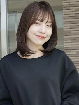 ガーデン オオタカノモリ(garden otakanomori) 扱いやすいふんわり内巻きレイヤーミディ×小顔前髪あり×艶髪