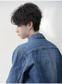 フェザーショート毛流れリバースパーマツーブロ流行