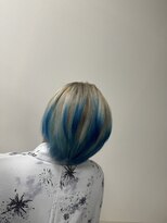 エムスリーヘアー イオンマリンピア店(MIII HAIR)&nbsp;ケアブリーチ エンドカラー 裾カラー ホワイト センターパート