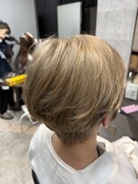 アフィックス ヘア 小岩駅前店(affix hair) ミルクティーベージュ　くびれショート