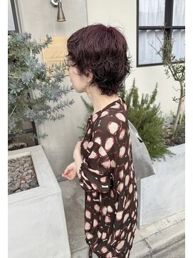 リベラル(liberal) 抜け感マッシュウルフ　ショート パーマ【30代/40代/50代】