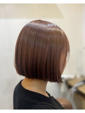 クオリア(QUALIA) 艶髪切りっぱなしミニボブ/20代/30代/40代/柏