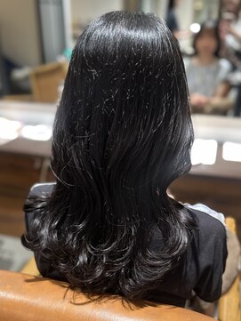 エニー 栄(Any) 韓国っぽレイヤー × くびれ巻き