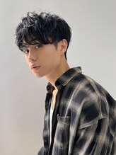 ミィ 表参道(mee.) シャドウパーマ/フェザー/スパイキーショート/表参道/men's
