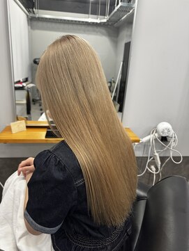 レブ 四条烏丸(Reb,) ハイトーンベージュ