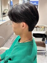 バトン(BATON)&nbsp;メンズカット/毛流れカット/センターパート/韓国