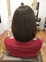 アンプレヴーアジュテ(Impre'vu ajoute)&nbsp;ふんわりまとまるボブ