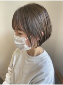 グレージュショートボブ