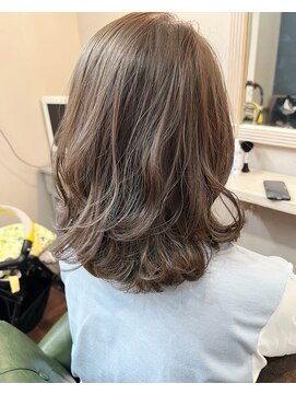 クララデアンシュシュ(Kurara de UN CHOU CHOU) スモーキーブラウン