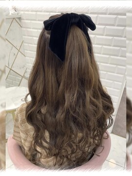 リルミー(Lilme) ふわふわ可愛い！高めハーフアップ♪_ユウ