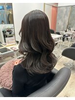 クム(kumu)&nbsp;【kumu】 ロングレイヤー/顔周りカット/栄/名古屋