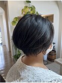 ショートボブ
