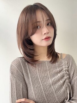 ミレバイジェニー (mirae by geny) ミディアムレイヤーカット　シースルーバングココアベージュs