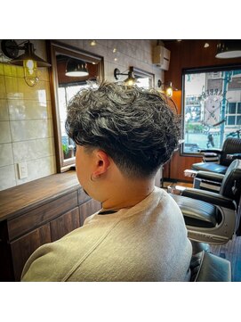 テーパーフェード×リバースカール