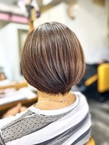 サロンドエー(SALON DE A)&nbsp;ツヤ感ショートボブ
