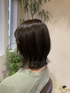 ラコスタ(LaCosTa) カーキアッシュ ぷつっとカット