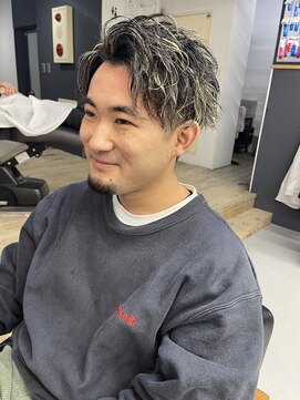 マール 矢場町(MARL) アップバング×ハイライト
