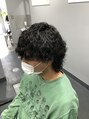 シラス(SiLasu)&nbsp;センターパートウルフ×ハード波巻きパーマ