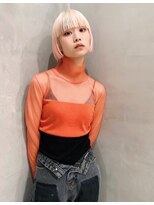 トゥコ(tuco) ボブ ブリーチ ブロンド ミルクティーベージュ