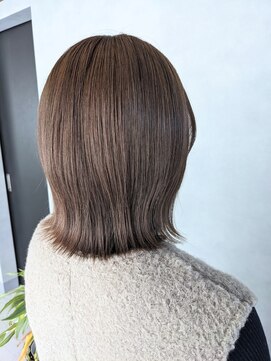 テラスプラス(テラス+) マロンベージュ　ミディアムボブ