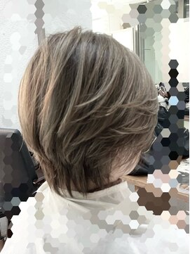 ヘアサロン ナヴィ 赤坂(NaVie AKASAKA) ショートカット・フォルムレイヤー