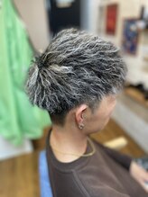 ノビー(Nobby) ツイストパーマ＆ホワイトメッシュ