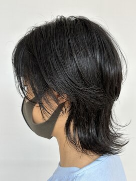 クオリス 上福岡店(QUALIS) 20代30代ミディアムウルフカット◎外ハネくびれヘア