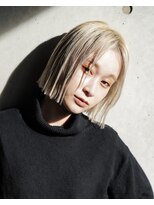 カライングドゥ(ing deux) 大人可愛い20代30代40代黒髪前下がりショートボブ丸みショート◎