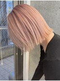 渋谷ブリーチカラータッセルボブ顔周りレイヤー切りっぱなしボブ