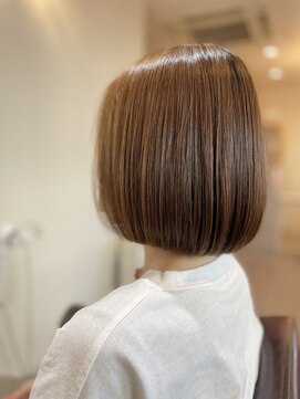 シュプレミュー(Supremu) 大人女性に似合う上品な艶ボブ/ヘッドスパ/髪質改善/白髪ぼかし