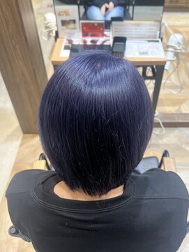 ディープバイオレット