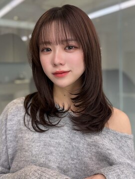 ソラ 広尾店(SORA) ミディアムレイヤー/顔周りカット/内巻き