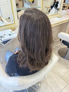 アッシュ 千歳烏山店(Ash) 外国人風カット20代30代40代50代ロングレイヤーくびれレイヤー