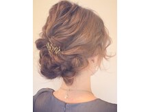 マルサンカクシカクプラスヘアー(〇△□＋Hair.)