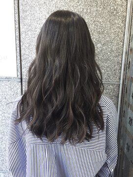 ウィクシー(wixy) wixy　ワンレンダークグレー