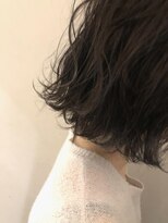 ネオリーブ チロル 横浜西口店(Neolive CiroL.)&nbsp;切りっぱなしボブ×スモーキーグレー