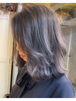 ニコ(nico...)&nbsp;白髪生かしのバレイヤージュ