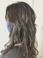 エチュード&nbsp;ロングレイヤードヘアー