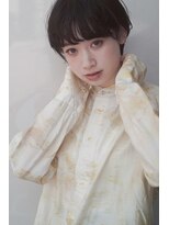 レジュアル(RESSUAL)&nbsp;グレージュ　大人かわいい　フェザーバング　マッシュショート