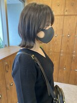 大人っぽいナチュラルレイヤーくびれヘア