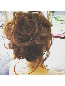 ロメオ(Romeo) 結婚式お呼ばれアップスタイル