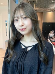 エモージュ美髪グレージュカラーレイヤーロング_ba487761