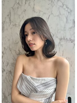 トリア(the tria) 【tria/新宿/透明感/Seito】ラフな外ハネ/似合わせカット